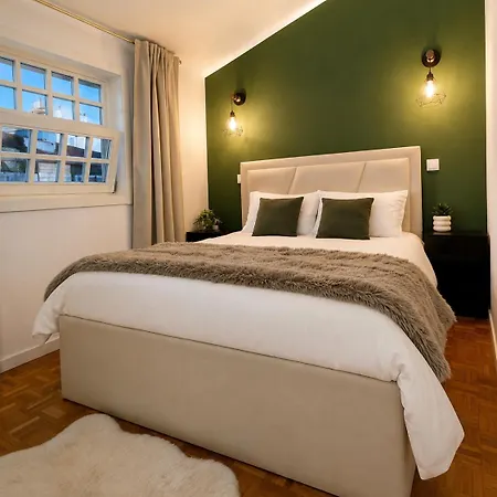 Opus House *